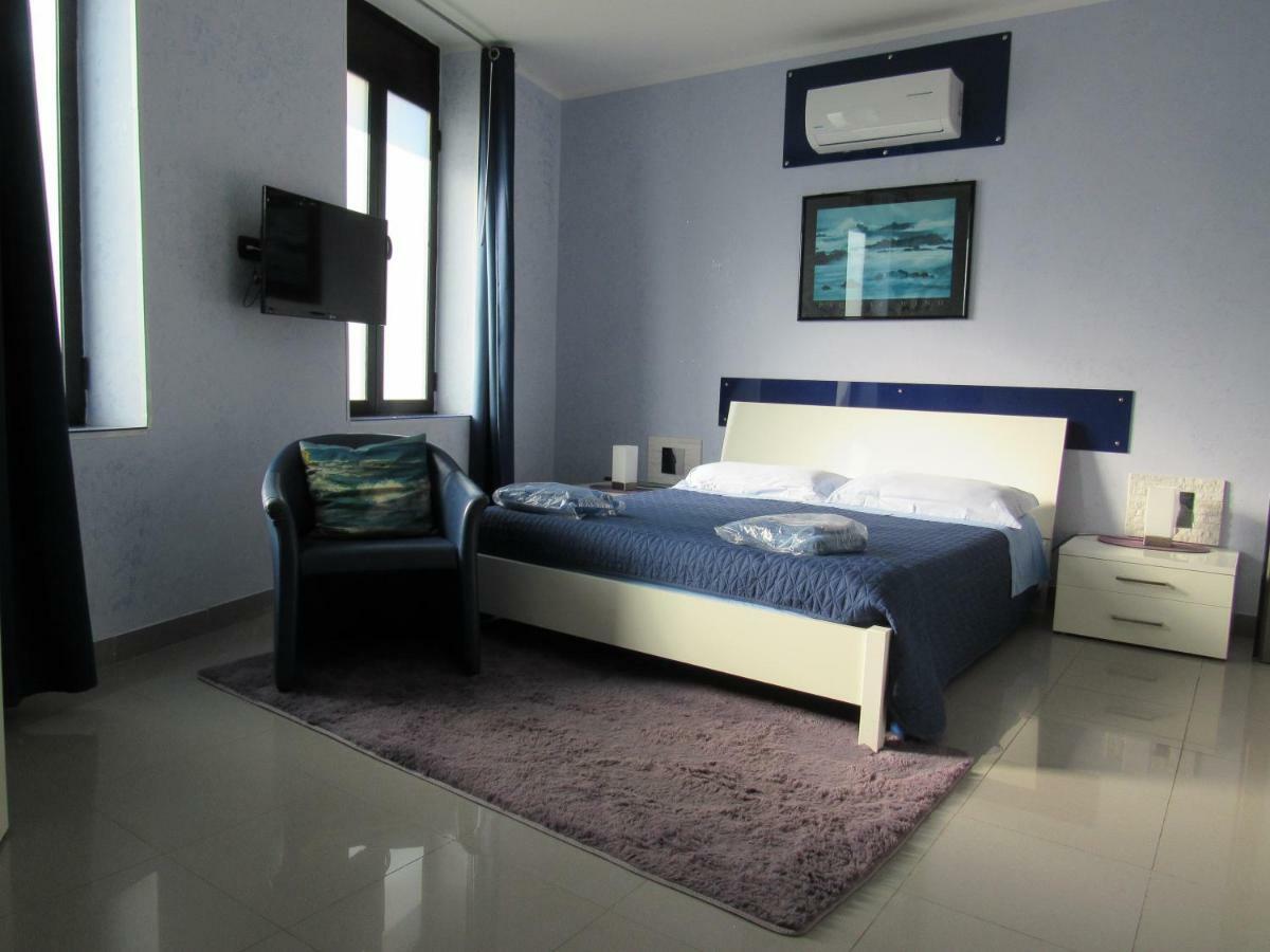Attico Mare Apartment Галиполи Екстериор снимка